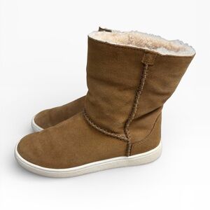 UGG Mika Classic Sneaker Boot Chestnut Suede Shearling Women’s Size US 6 Comfort